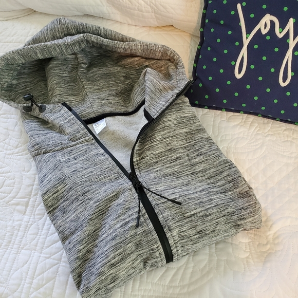 GapFit Women's Heather Grey Full-Zip Jacket - Picture 7 of 7